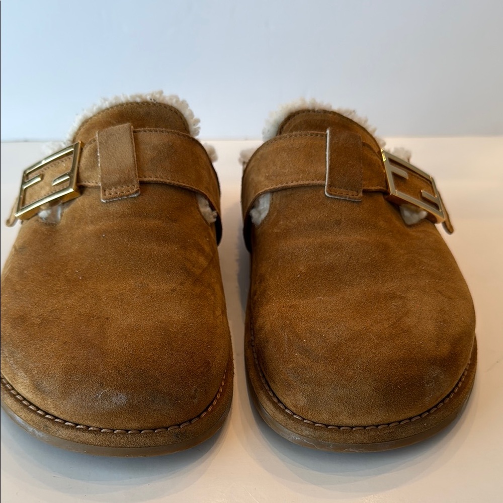 Fendi Gold and Brown Mules with Soft Lining - Picture 7 of 12